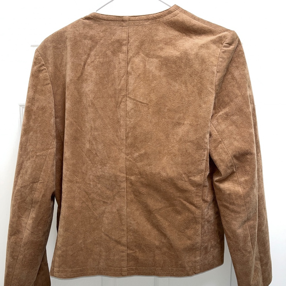 Women's Suede Skirt and Coat 10 - Picture 3 of 16